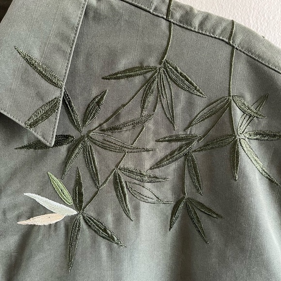 Bamboo Camp Shirt - Picture 3 of 5